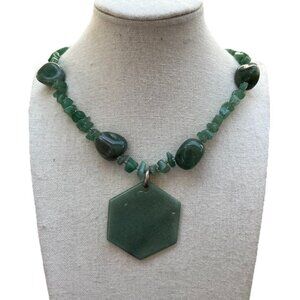 Vintage Green Jade Chunky Necklace Beaded large Pendant Women’s Sz 17”